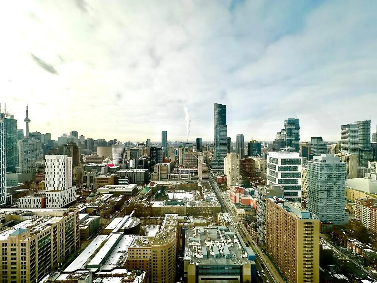 Super Skyline View Condo In The Heart Of Toronto Canada