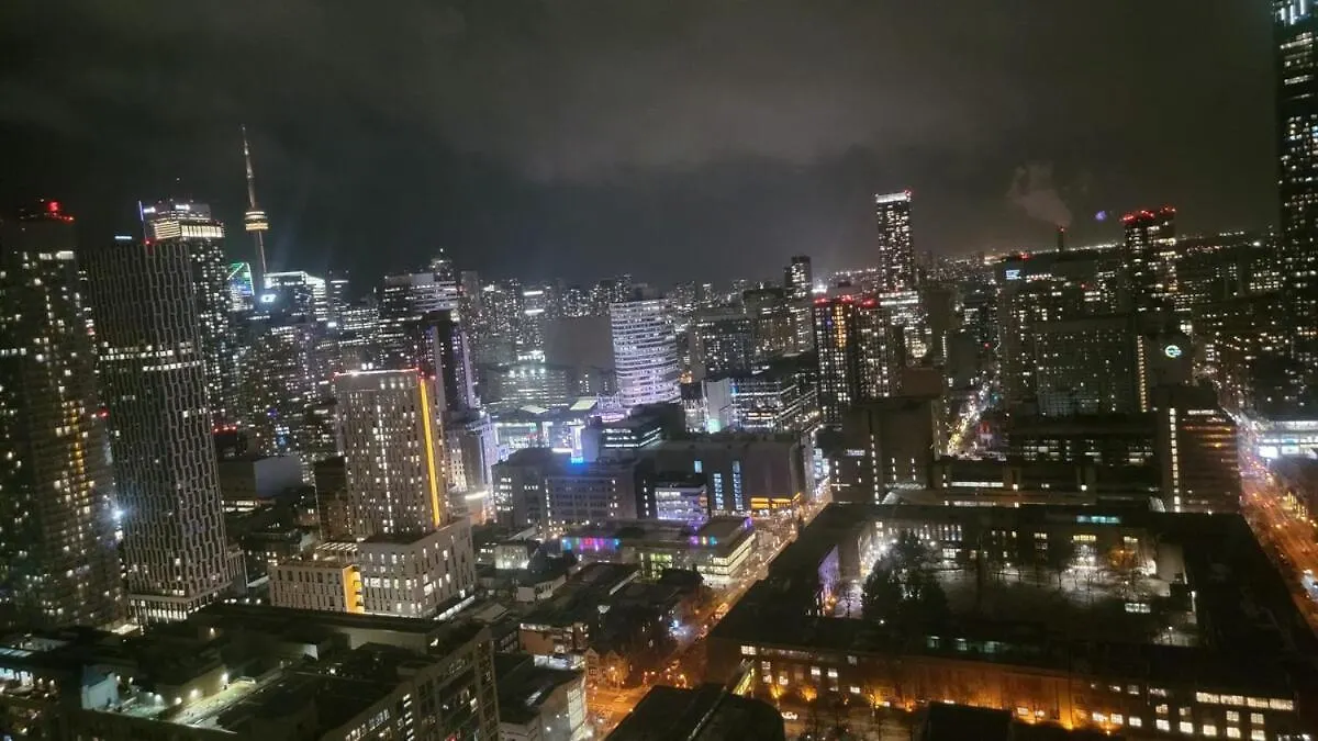 Super Skyline View Condo In The Heart Of Toronto Apartment